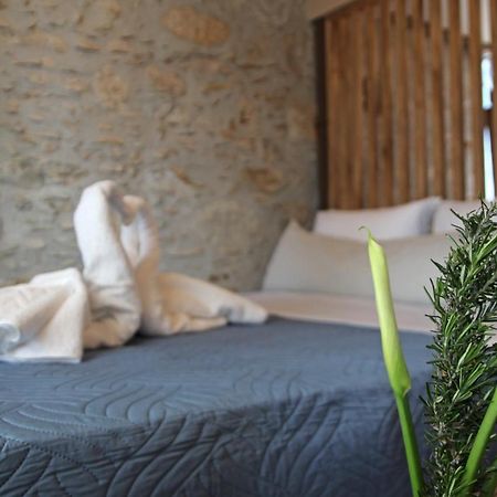 Laini Guest Houses Kouloukouthiana エクステリア 写真