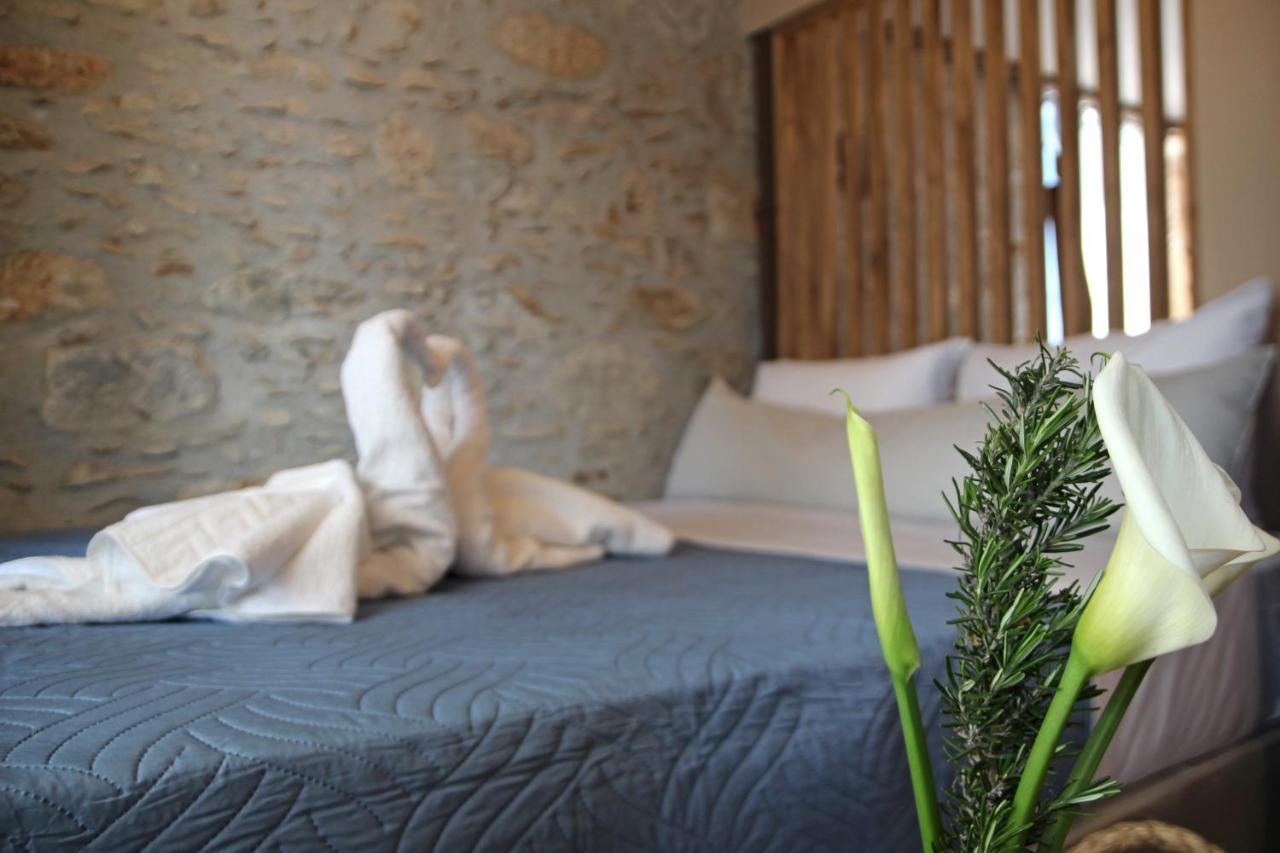 Laini Guest Houses Kouloukouthiana エクステリア 写真