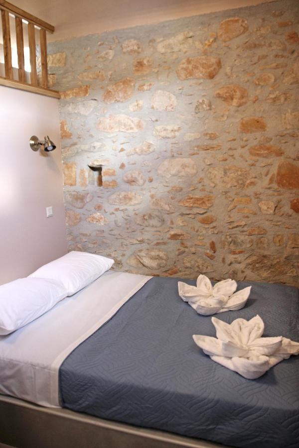 Laini Guest Houses Kouloukouthiana エクステリア 写真