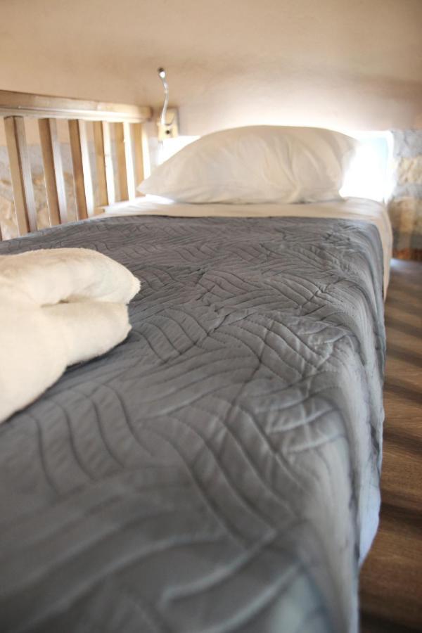 Laini Guest Houses Kouloukouthiana エクステリア 写真